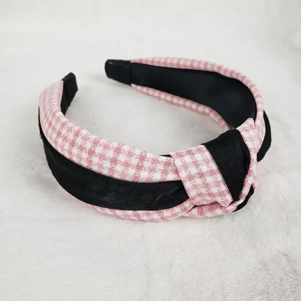 N/A pink white